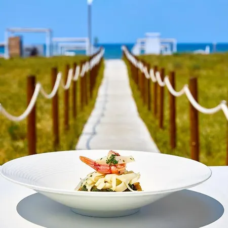 Paestum Inn Beach Resort 파이스툼