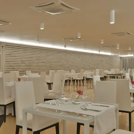 호텔 Paestum Inn Beach Resort 4*